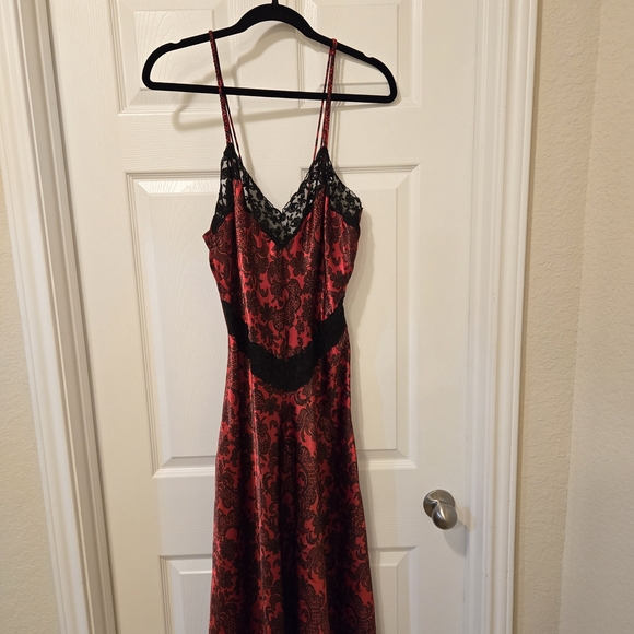 Victoria's Secret Red and Black Lace Slip Dress - Picture 2 of 12